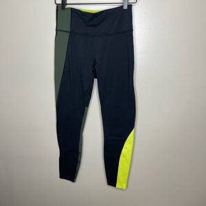 Athleta 7/8 Black Green High‎ Rise Leggings